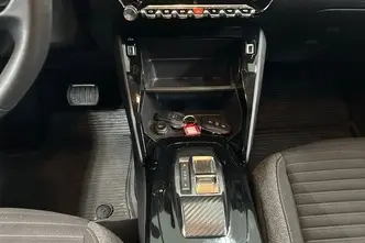 Peugeot 208, elekter, automaat, esivedu