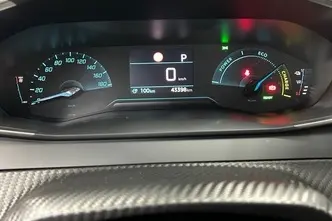 Peugeot 208, elekter, automaat, esivedu