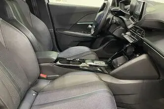 Peugeot 2008, 1.5, 96 kW, дизель, автомат, передний привод