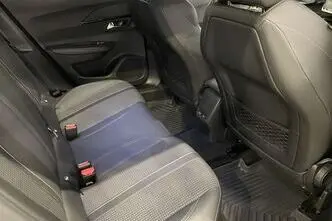 Peugeot 2008, 1.5, 96 kW, дизель, автомат, передний привод