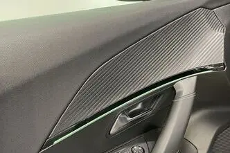 Peugeot 2008, 1.5, 96 kW, дизель, автомат, передний привод