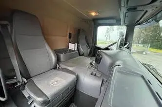 Scania P340 LB6X2HNA - 13m3, 250 kW, diesel, automatic