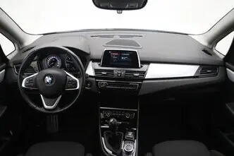 BMW 218, 1.5, 103 kW, bensiin, manuaal, esivedu