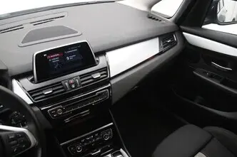 BMW 218, 1.5, 103 kW, bensiin, manuaal, esivedu