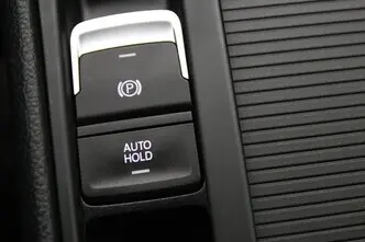 Volkswagen Golf, 1.2, 77 kW, bensiin, automaat, esivedu