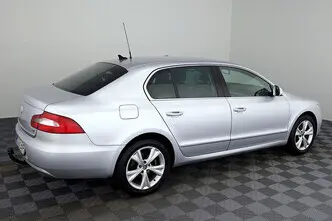 Škoda Superb, 2.0, 125 kW, дизель, автомат, передний привод