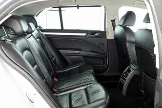 Škoda Superb, 2.0, 125 kW, дизель, автомат, передний привод