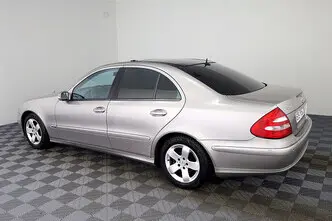 Mercedes-Benz E 320, 3.2, 165 kW, бензин, автомат, задний привод