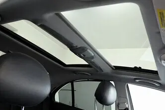 Mercedes-Benz E 320, 3.2, 165 kW, бензин, автомат, задний привод