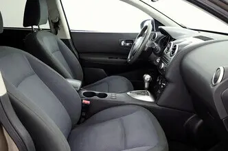 Nissan Qashqai, 2.0, 104 kW, бензин, автомат, передний привод