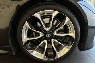 Lexus LC 500, 5.0, 351 kW, бензин, автомат, задний привод