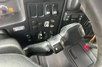 Scania P320, 235 kW, diisel, automaat