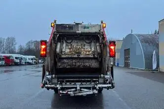 Scania P410, 302 kW, diisel, automaat