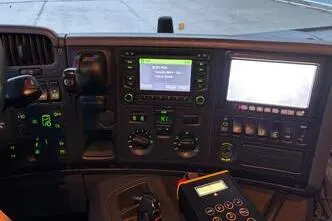 Scania P410, 302 kW, diisel, automaat