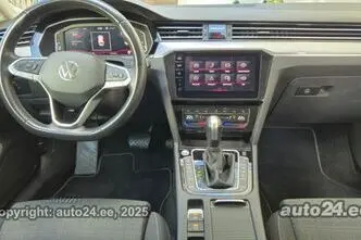 Volkswagen Passat, 110 kW, diesel, automatic, front-wheel drive