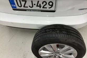 Peugeot 308, 1.2, 96 kW, bensiin, automaat, esivedu