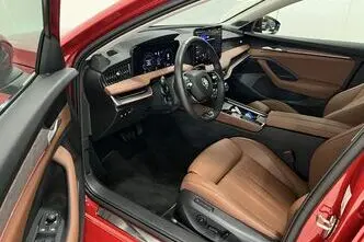 Škoda Superb, 1.5, 110 kW, hybrid, automatic, front-wheel drive