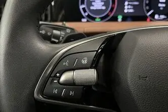 Škoda Superb, 1.5, 110 kW, hybrid, automatic, front-wheel drive