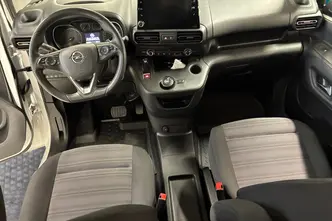 Opel Combo, 1.2, 96 kW, бензин, автомат, передний привод