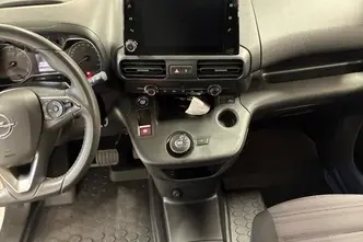 Opel Combo, 1.2, 96 kW, бензин, автомат, передний привод