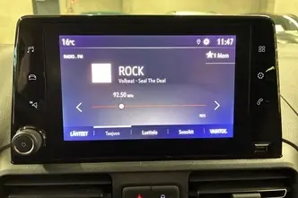 Opel Combo, 1.2, 96 kW, бензин, автомат, передний привод