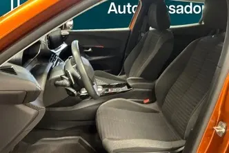 Peugeot 2008, 1.2, 96 kW, petrol, automatic, front-wheel drive