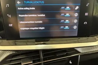 Peugeot 2008, 1.2, 96 kW, petrol, automatic, front-wheel drive