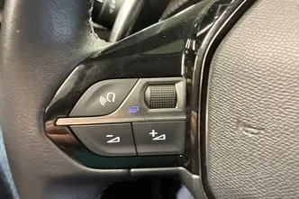 Peugeot 2008, 1.2, 96 kW, petrol, automatic, front-wheel drive