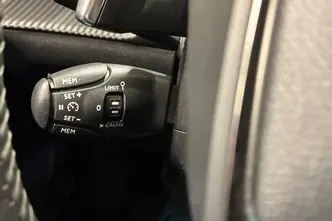 Peugeot 2008, 1.2, 96 kW, petrol, automatic, front-wheel drive