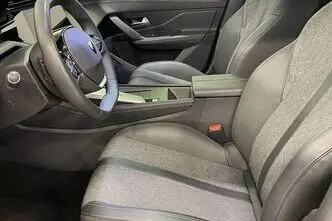 Peugeot 408, 1.2, 96 kW, petrol, automatic, front-wheel drive