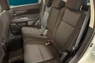 Mitsubishi Outlander, 2.4, 99 kW, plug-in hybrid, automatic, four-wheel drive