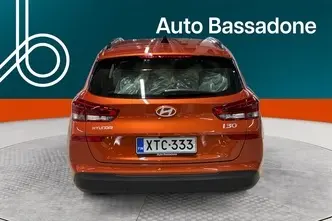 Hyundai i30, 1.5, 71 kW, petrol, manual, front-wheel drive