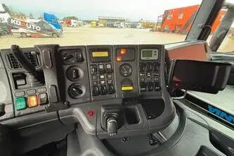 Scania P, 11.7, 309 kW, diisel, automaat, tagavedu