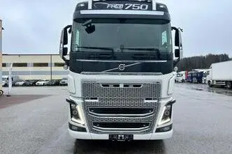 Volvo FH750, 551 kW, diisel, automaat
