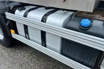 Volvo FH750, 551 kW, diisel, automaat