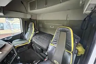 Volvo FH750, 551 kW, diisel, automaat