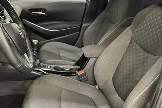 Toyota Corolla, 1.5, 92 kW, petrol, manual, front-wheel drive