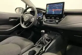 Toyota Corolla, 1.5, 92 kW, petrol, manual, front-wheel drive