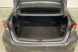 Toyota Corolla, 1.5, 92 kW, petrol, manual, front-wheel drive