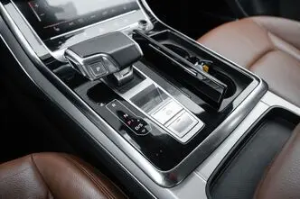 Audi Q7, 3.0, 210 kW, дизель, автомат, полный привод