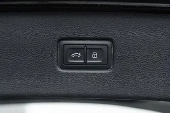 Audi Q7, 3.0, 210 kW, дизель, автомат, полный привод