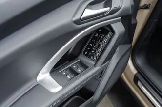 Audi Q5, 2.0, 220 kW, подключаемый гибрид, автомат, полный привод