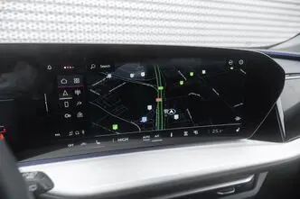 Audi Q5, 2.0, 220 kW, подключаемый гибрид, автомат, полный привод