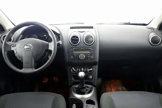 Nissan Qashqai, 1.6, 84 kW, bensiin, manuaal, esivedu