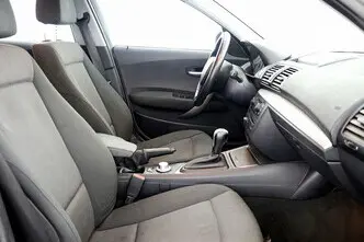 BMW 120, 2.0, 120 kW, дизель, автомат, задний привод