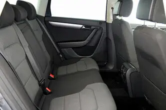 Volkswagen Passat, 1.6, 77 kW, diisel, manuaal, esivedu