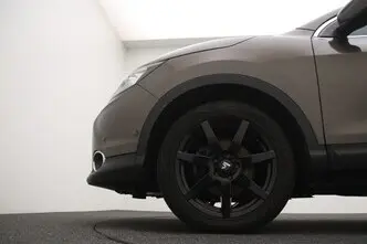 Nissan Qashqai, 1.2, 85 kW, bensiin, automaat, esivedu