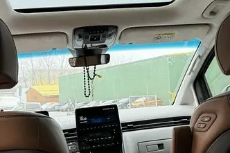 Hyundai Staria, 2.2, 130 kW, дизель, автомат, полный привод
