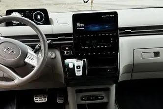 Hyundai Staria, 2.2, 130 kW, дизель, автомат, полный привод