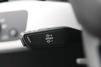 Audi A4, 2.0, 140 kW, hybrid, automatic, front-wheel drive